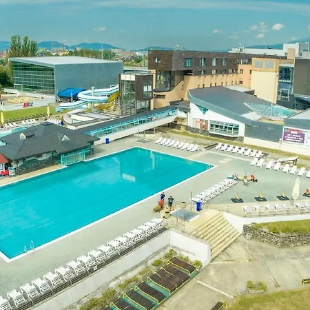 Hotell Aquacity Seasons