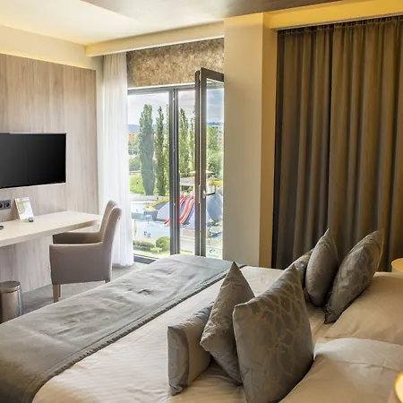 Aquacity Seasons Hotel Poprad