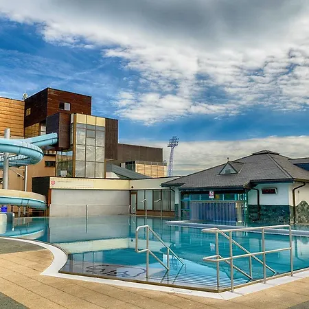 Aquacity Seasons 4*