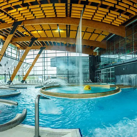 Aquacity Seasons بوبراد
