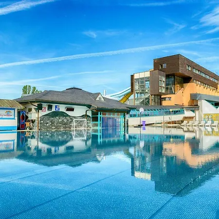 Aquacity Seasons