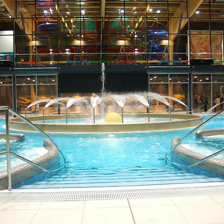 Aquacity Seasons 4*