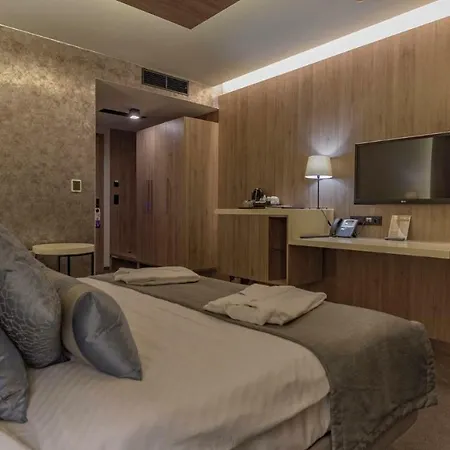 Aquacity Seasons Hotel